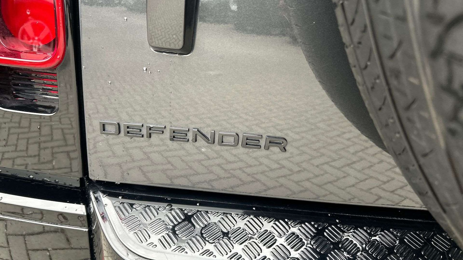 Used Land Rover Defender 2023 for sale - 76460518: Photo 26