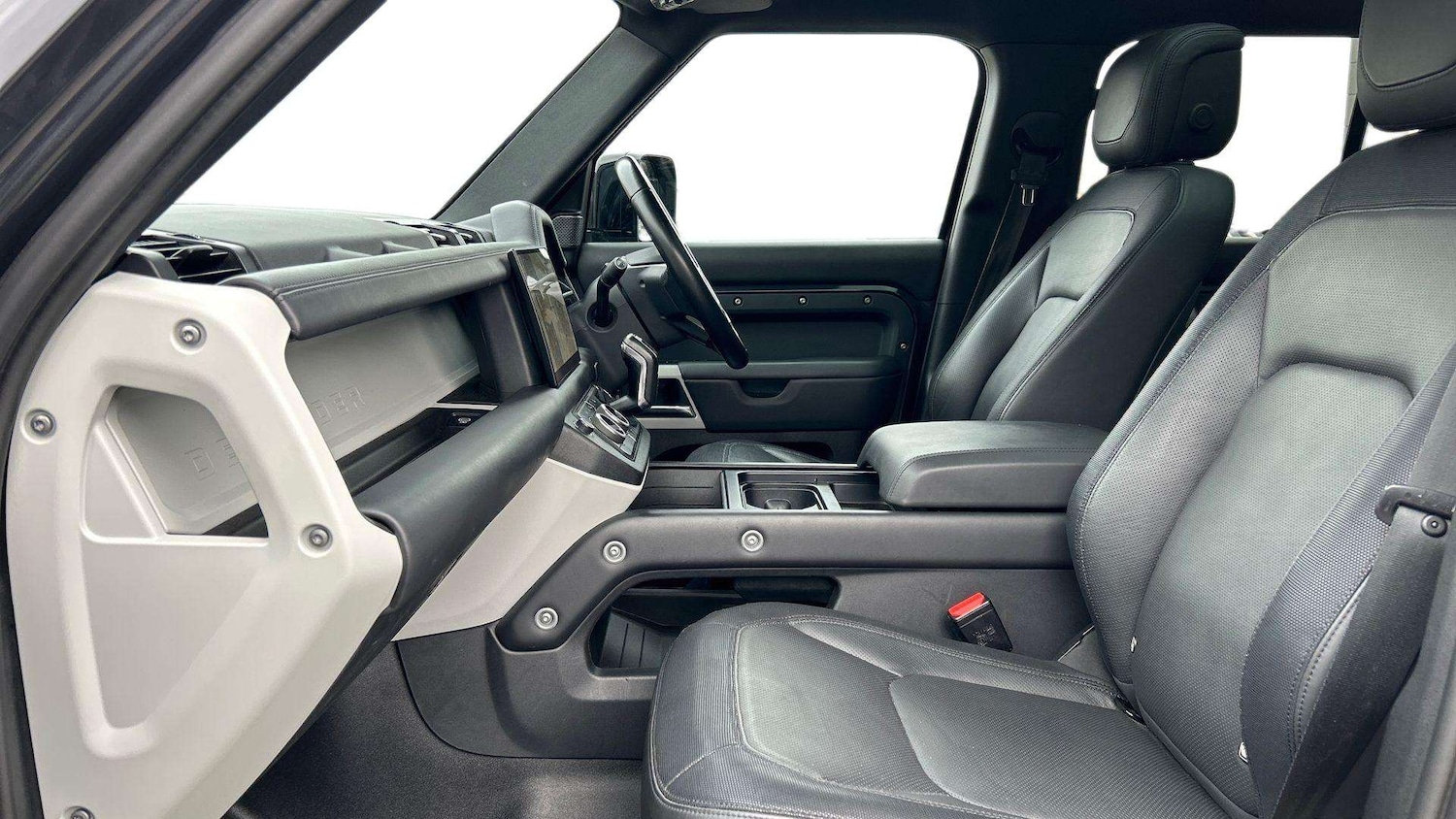 Used Land Rover Defender 2023 for sale - 76460518: Photo 3