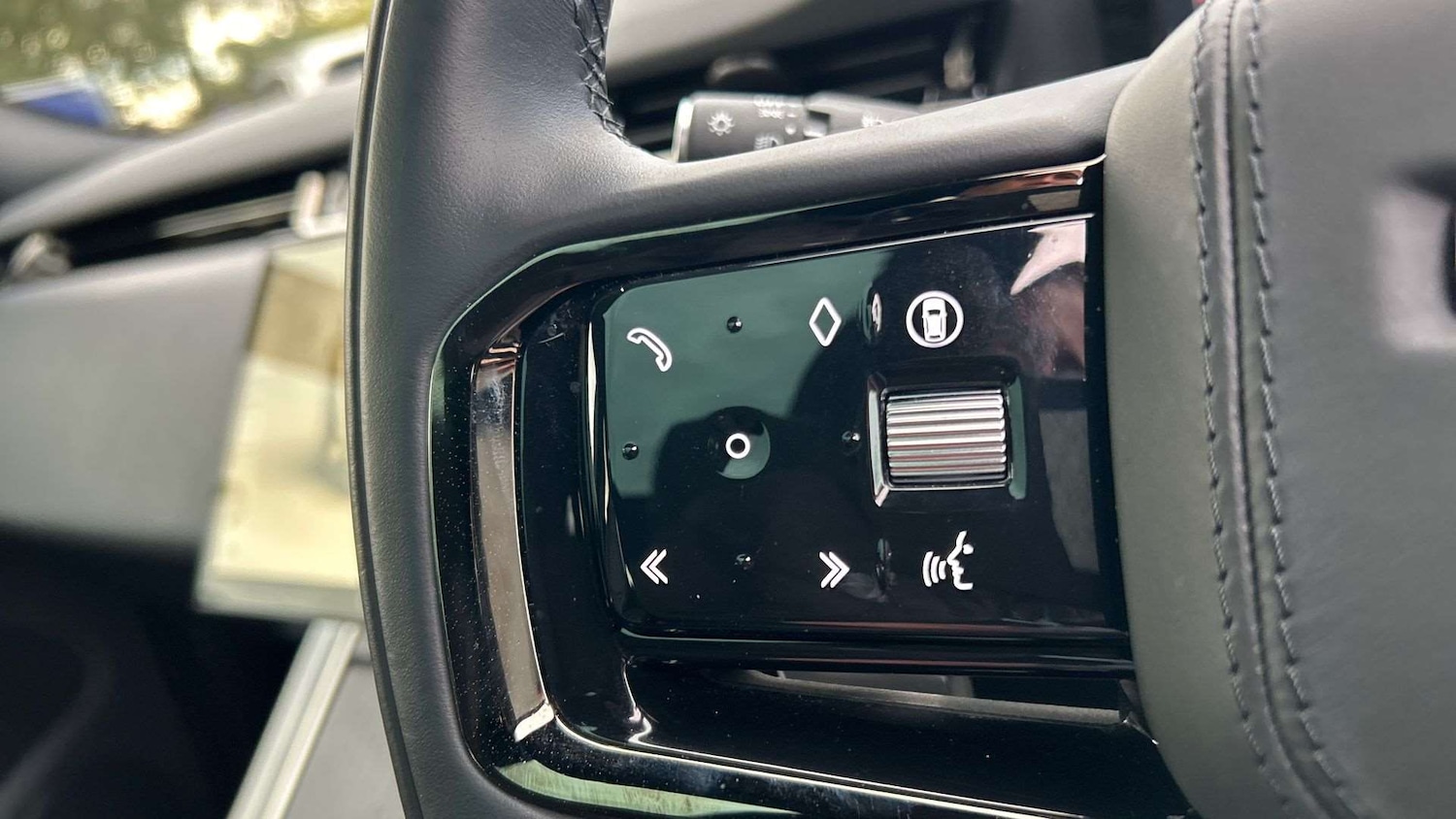 Used Land Rover Range Rover Evoque 2023 for sale - 77741063: Photo 31