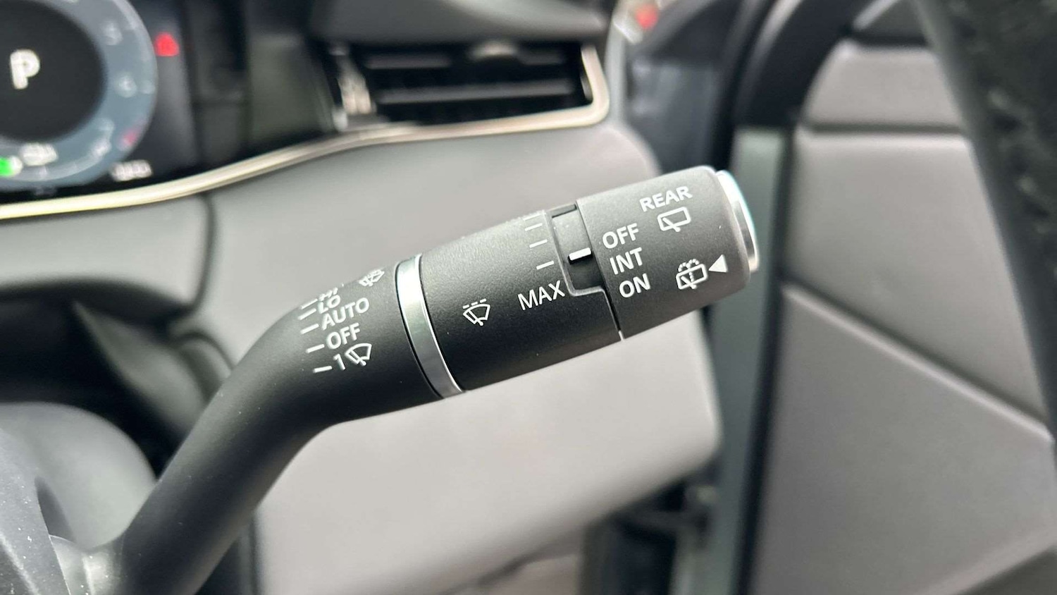 Used Land Rover Range Rover Evoque 2023 for sale - 77741063: Photo 33