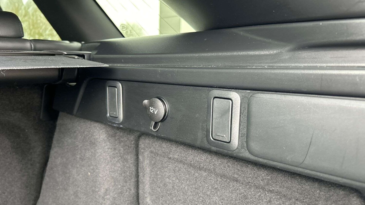 Used Land Rover Range Rover Velar 2024 for sale - 77913721: Photo 27