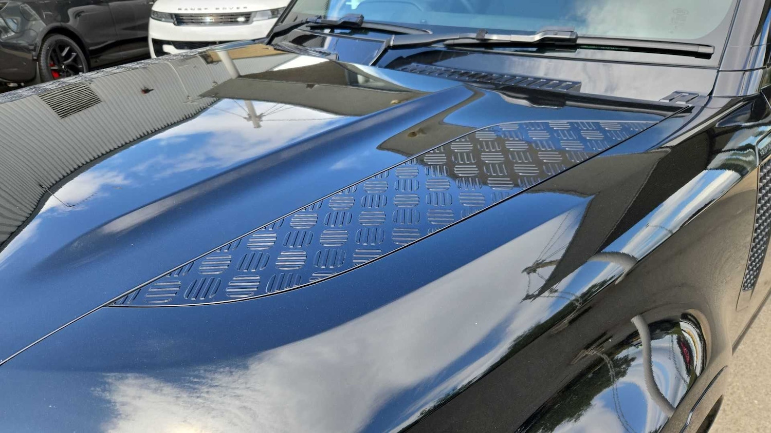 Used Land Rover Defender 2024 for sale - 76460076: Photo 29