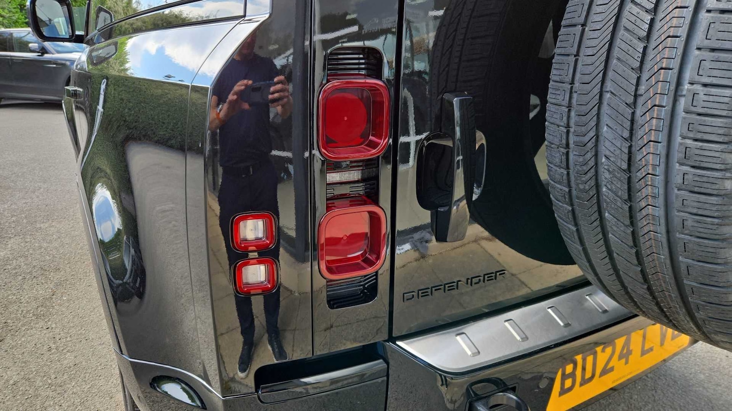 Used Land Rover Defender 2024 for sale - 76460076: Photo 30