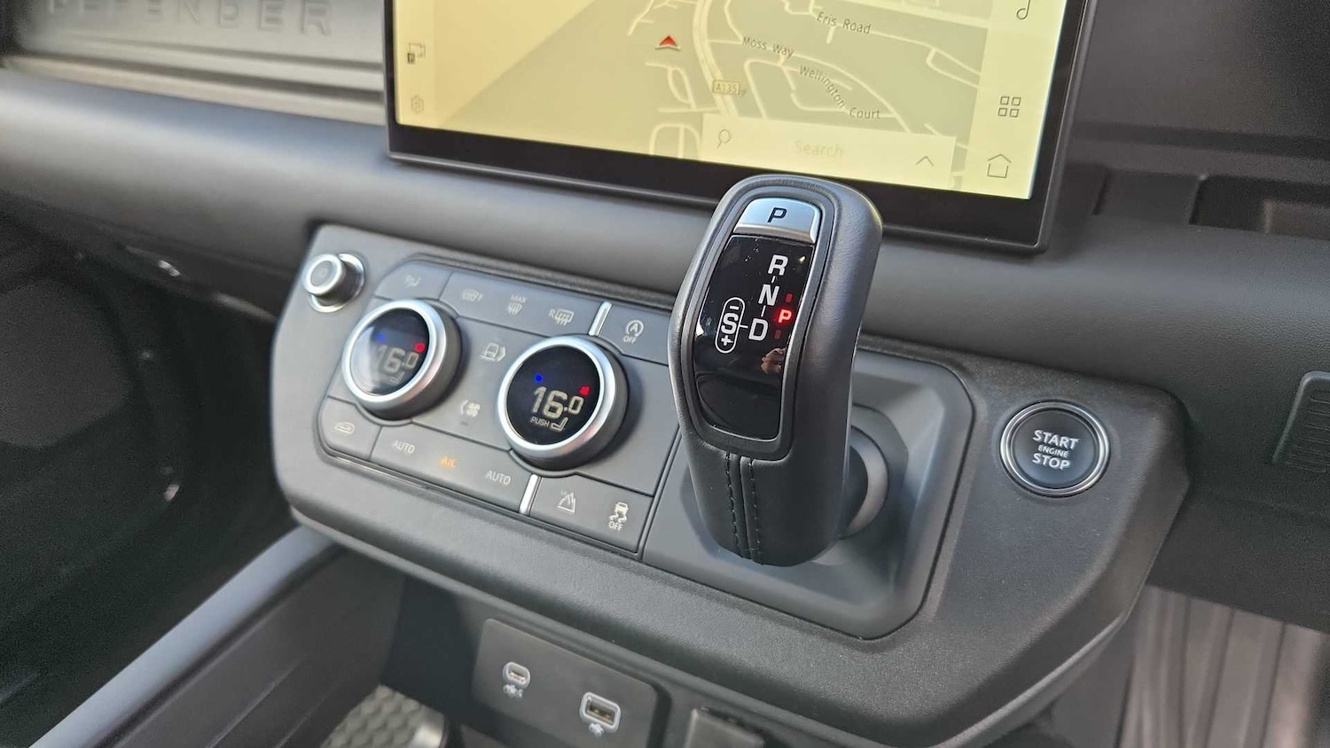 Used Land Rover Defender 2024 for sale - 76460076: Photo 35