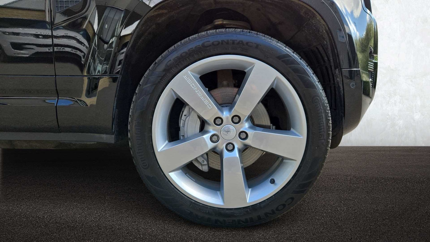 Used Land Rover Defender 2024 for sale - 76460076: Photo 6