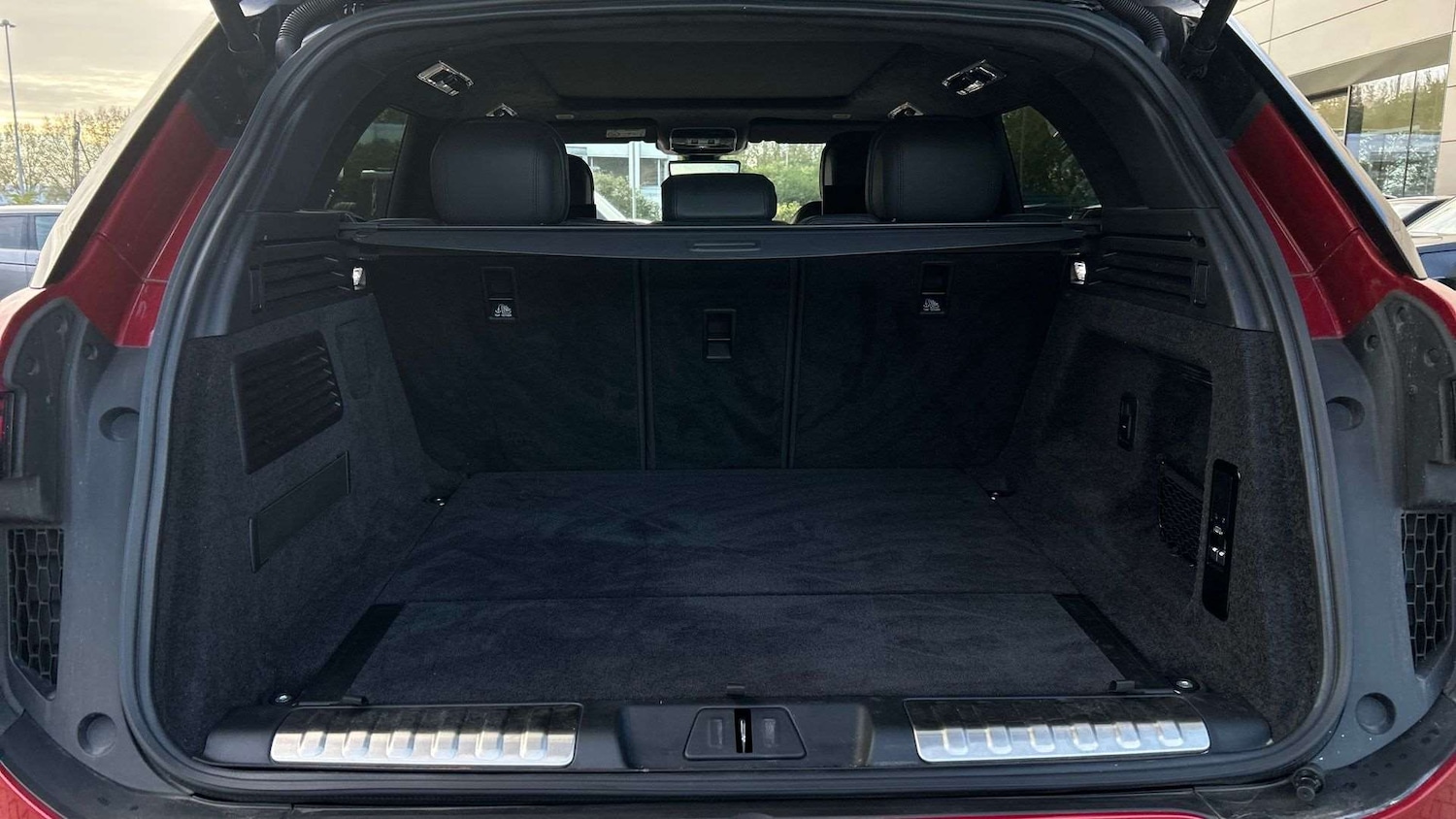 Used Land Rover Range Rover Sport 2024 for sale - 76487973: Photo 10