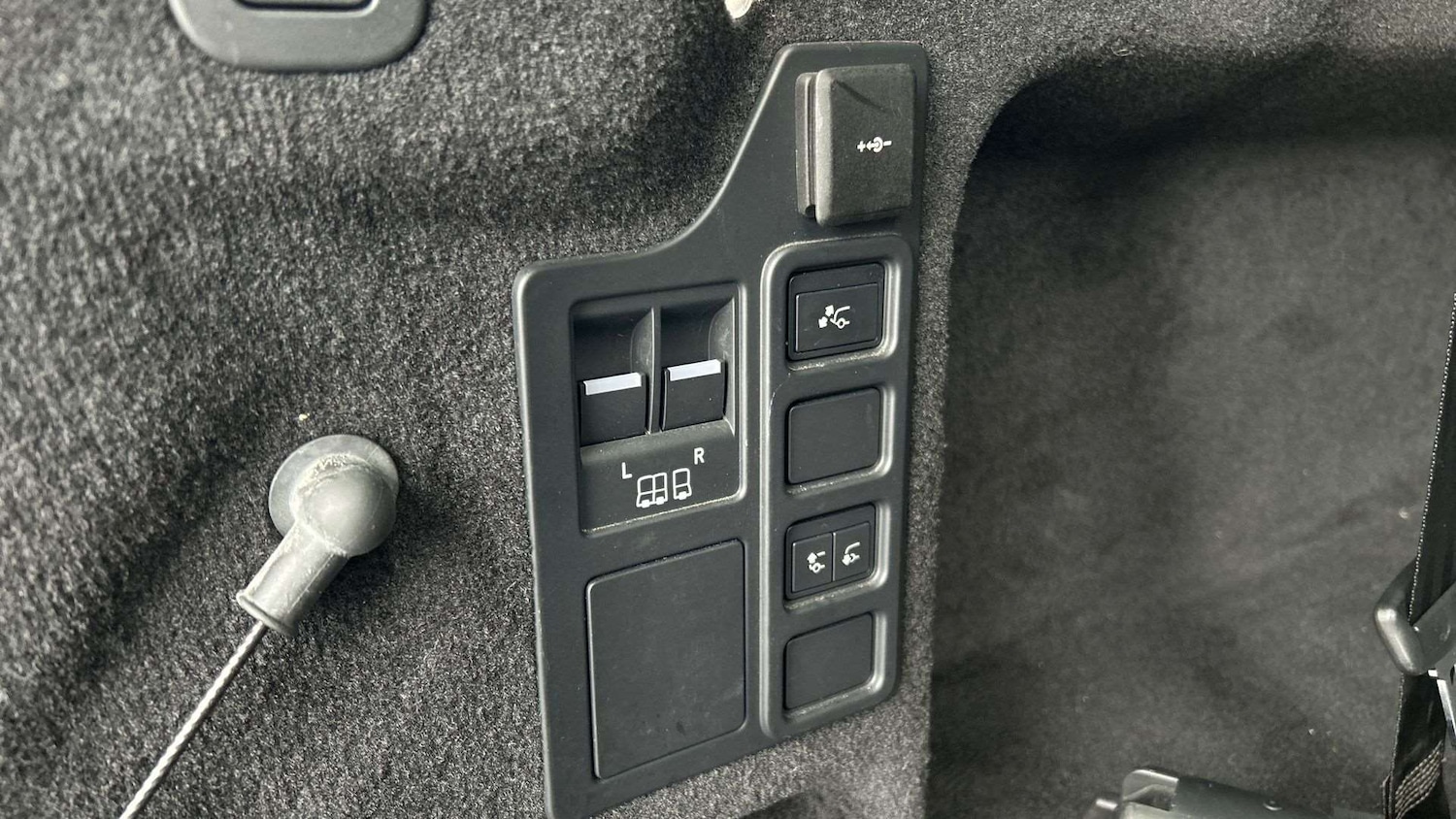 Used Land Rover Discovery 2023 for sale - 76540786: Photo 27