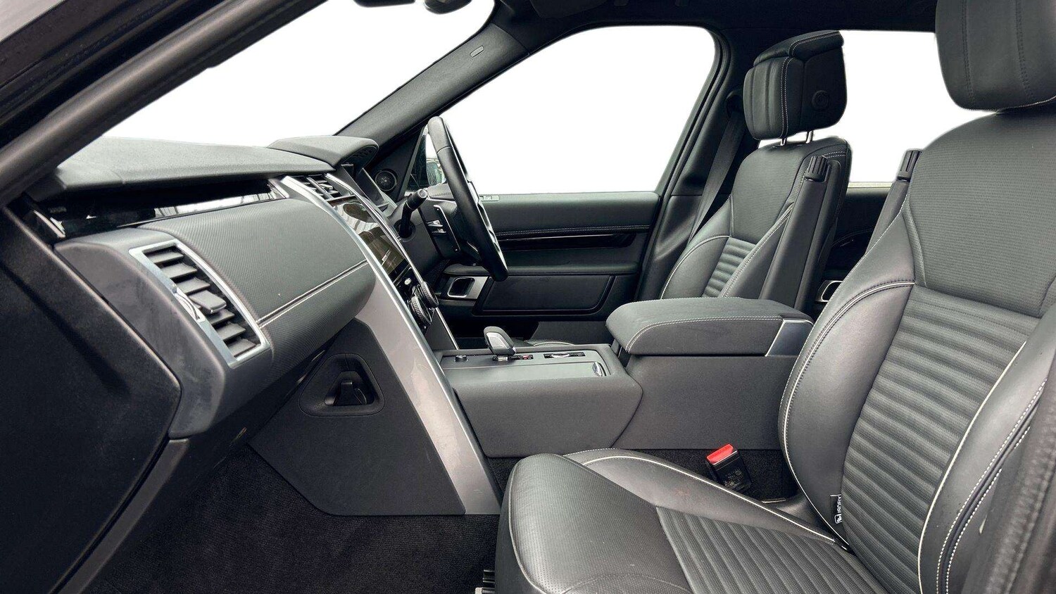 Used Land Rover Discovery 2023 for sale - 76540786: Photo 3