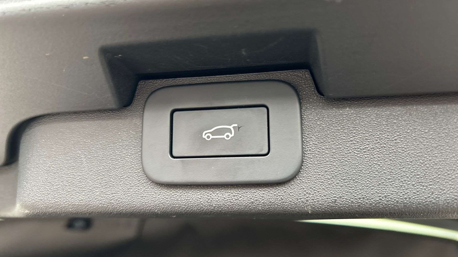 Used Land Rover Discovery 2023 for sale - 76540786: Photo 30