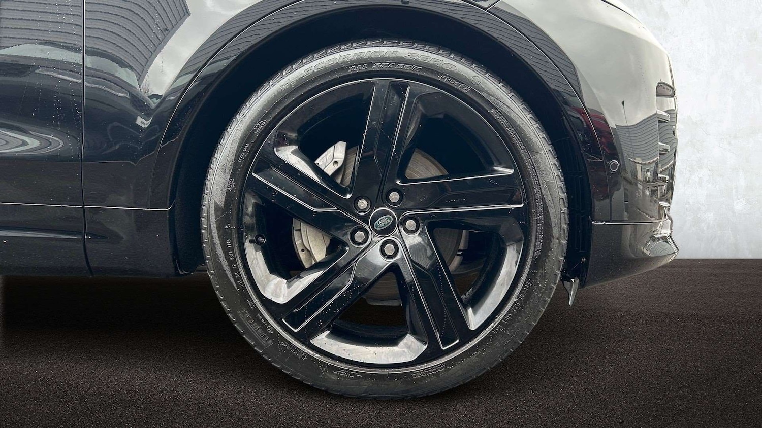 Used Land Rover Discovery 2023 for sale - 76540786: Photo 8