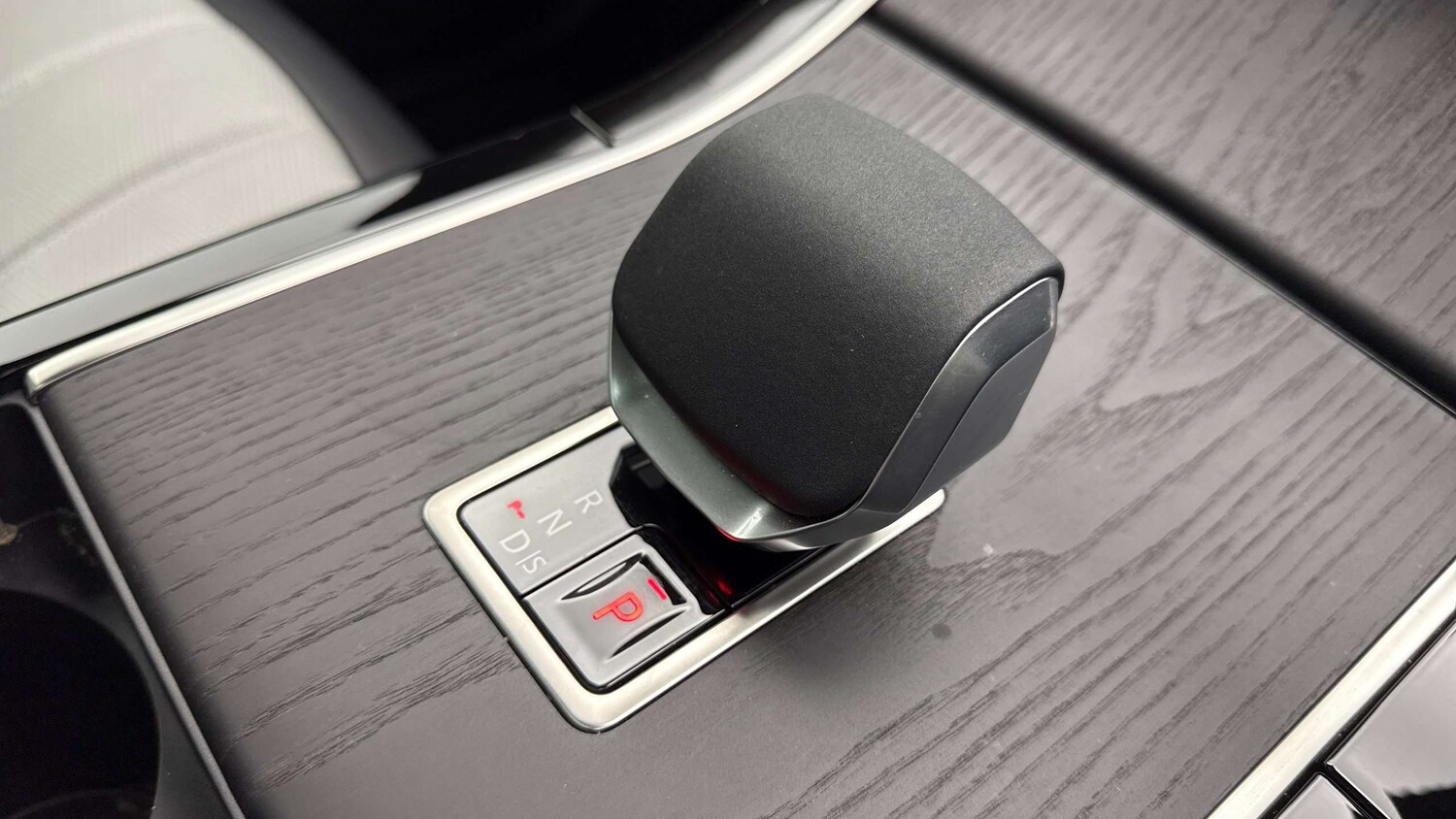 Used Land Rover Range Rover Evoque 2024 for sale - 77786959: Photo 13