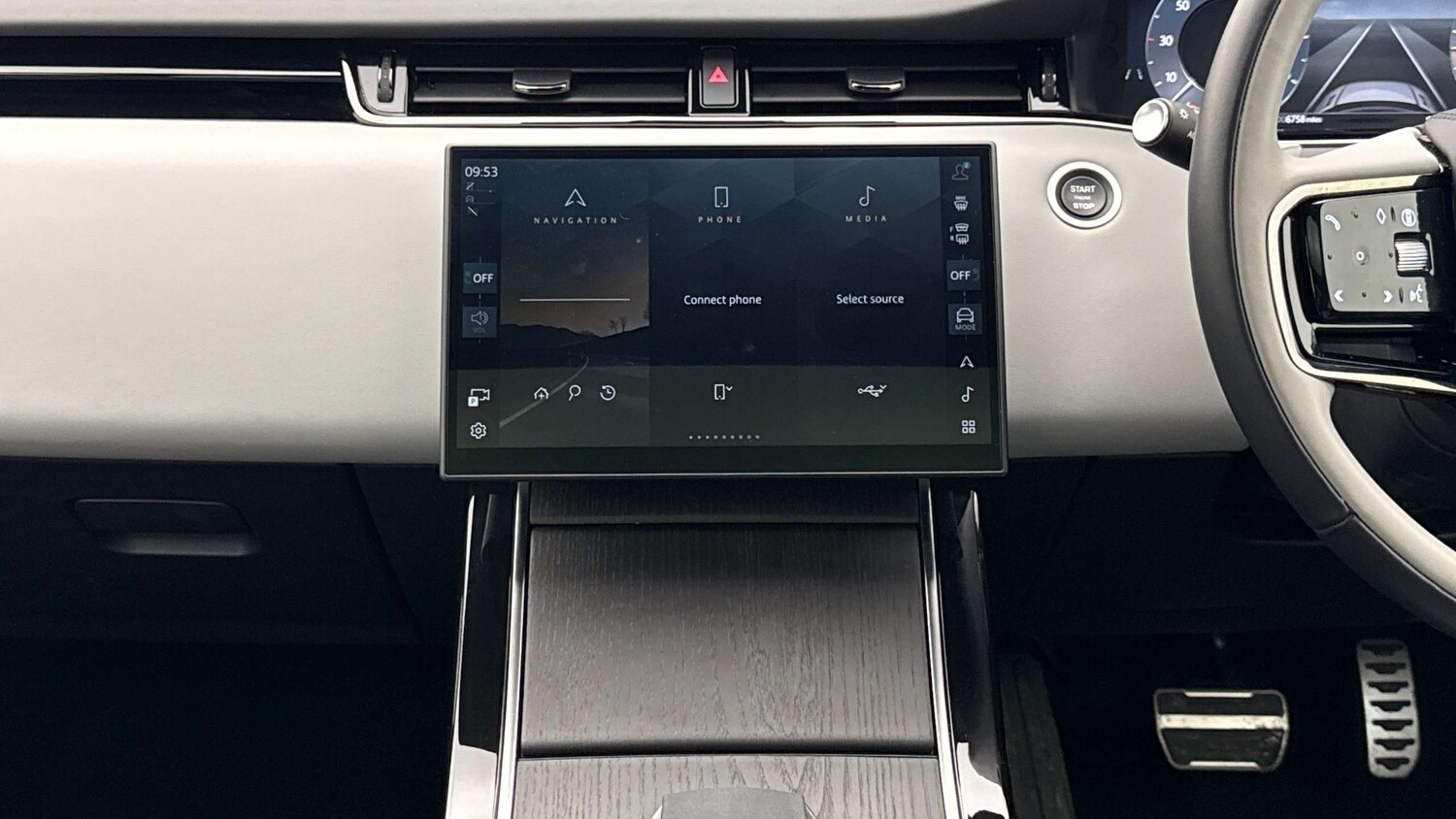 Used Land Rover Range Rover Evoque 2024 for sale - 77786959: Photo 14