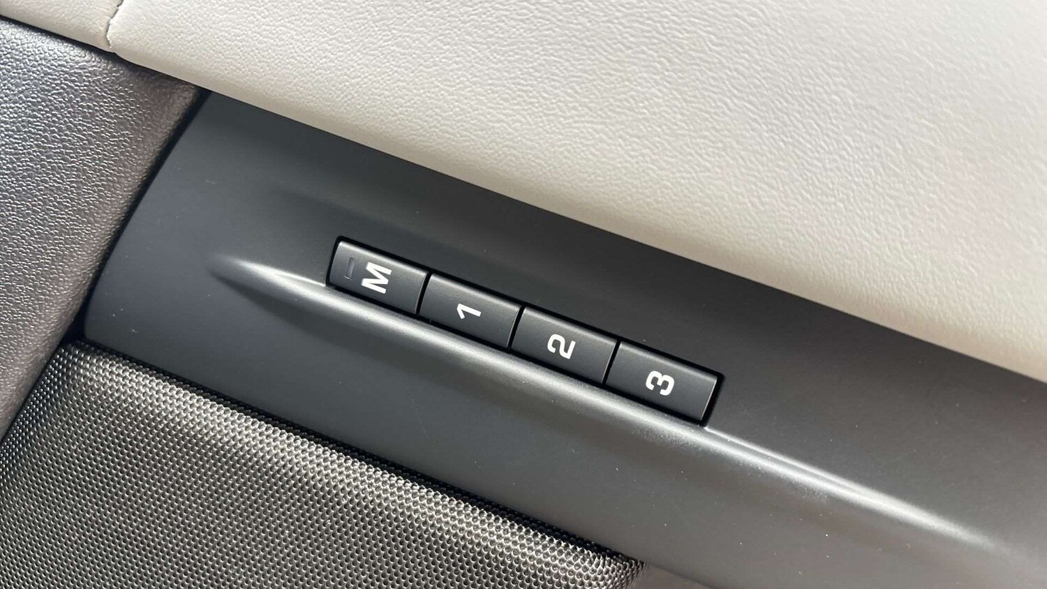 Used Land Rover Range Rover Evoque 2024 for sale - 77786959: Photo 25