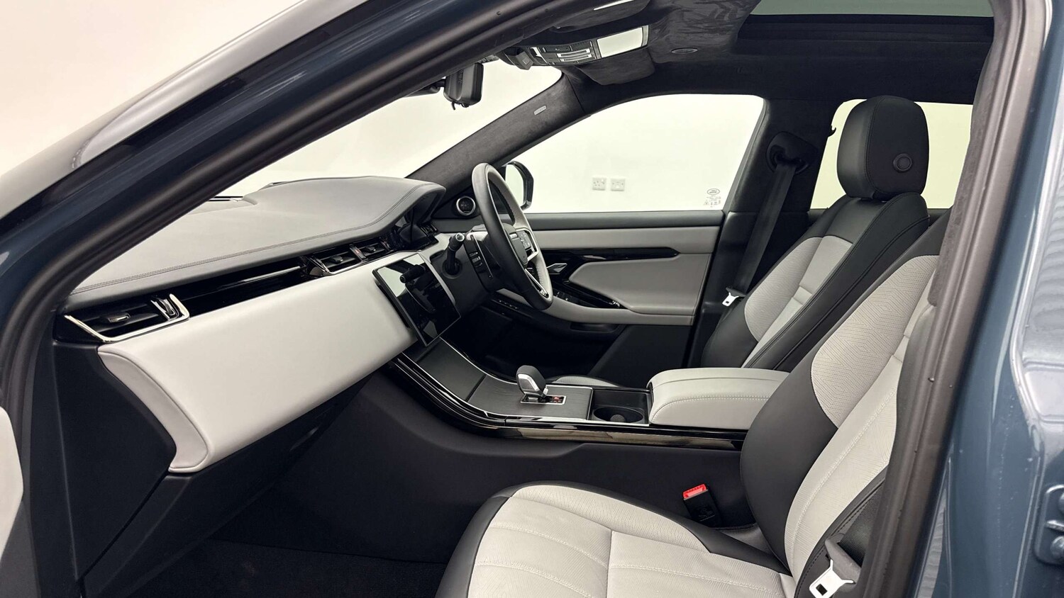 Used Land Rover Range Rover Evoque 2024 for sale - 77786959: Photo 3