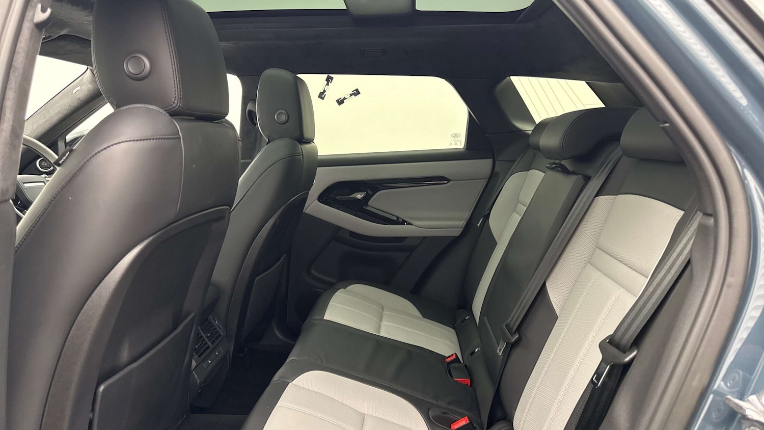 Used Land Rover Range Rover Evoque 2024 for sale - 77786959: Photo 4