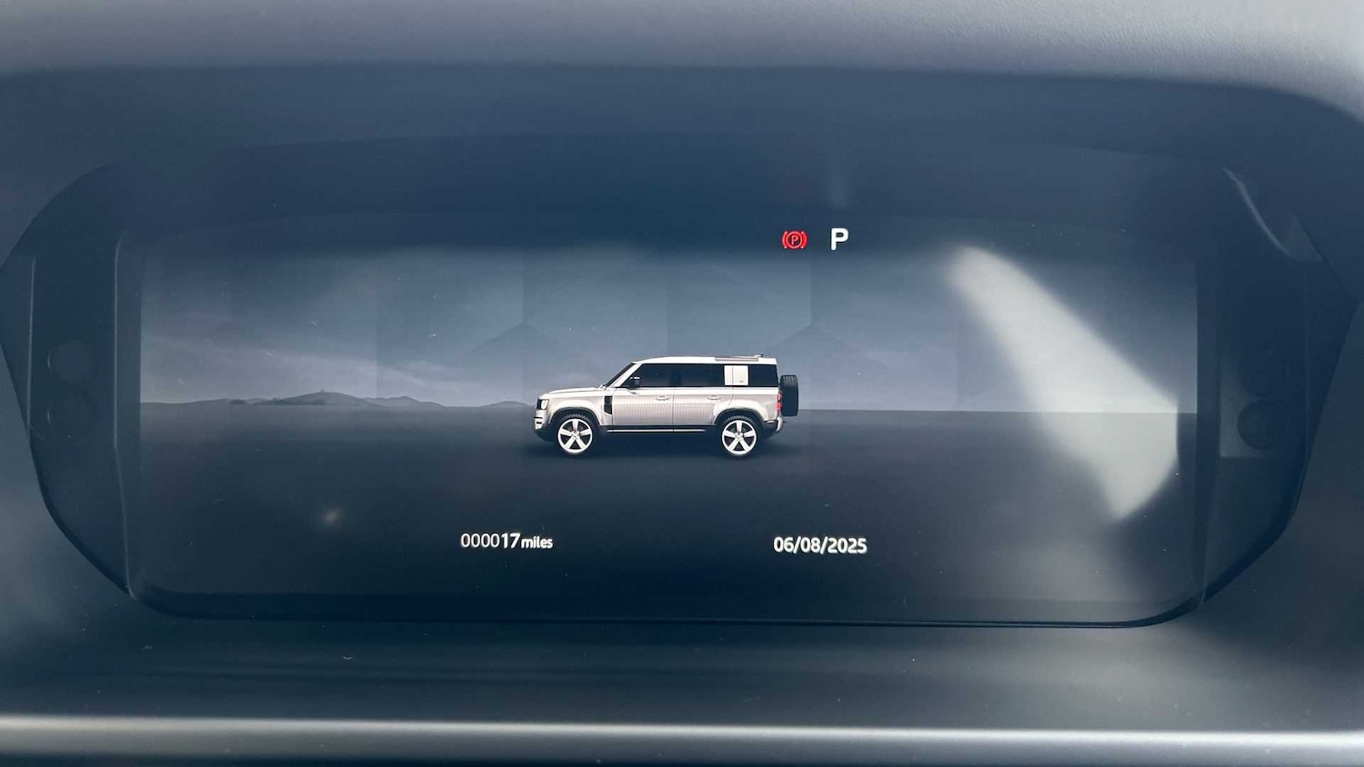 Used Land Rover Defender 2025 for sale - 76955196: Photo 16