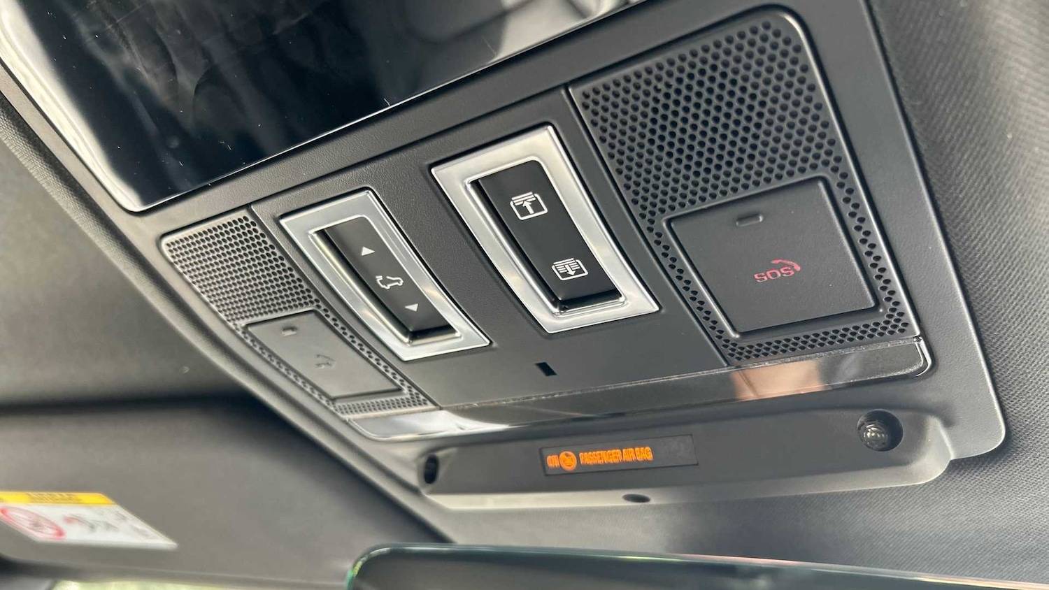 Used Land Rover Defender 2025 for sale - 76955196: Photo 23