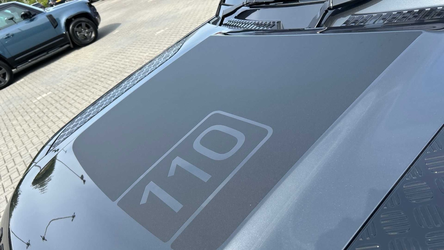 Used Land Rover Defender 2025 for sale - 76955196: Photo 31