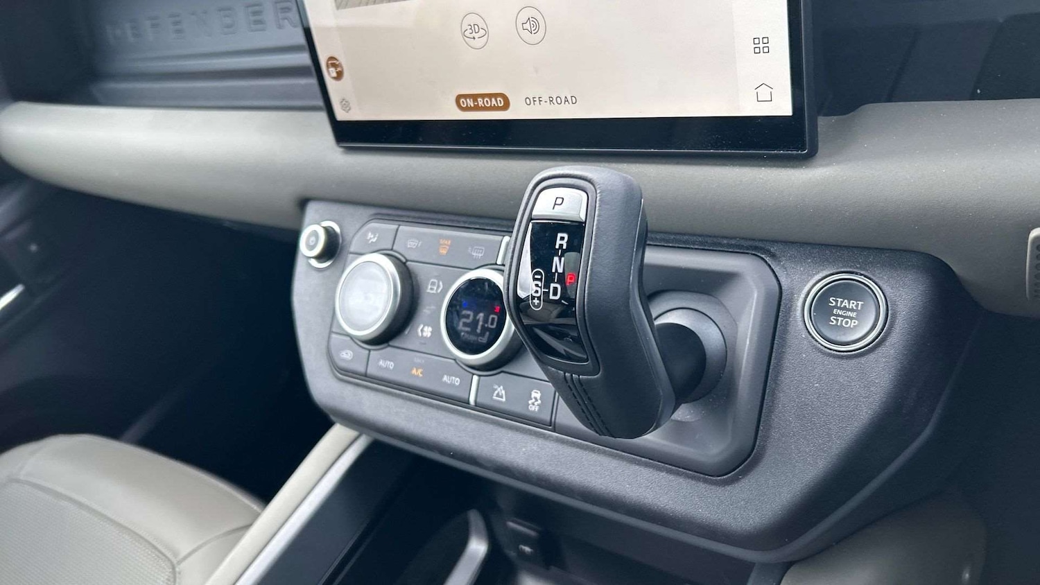 Used Land Rover Defender 2024 for sale - 77577474: Photo 13