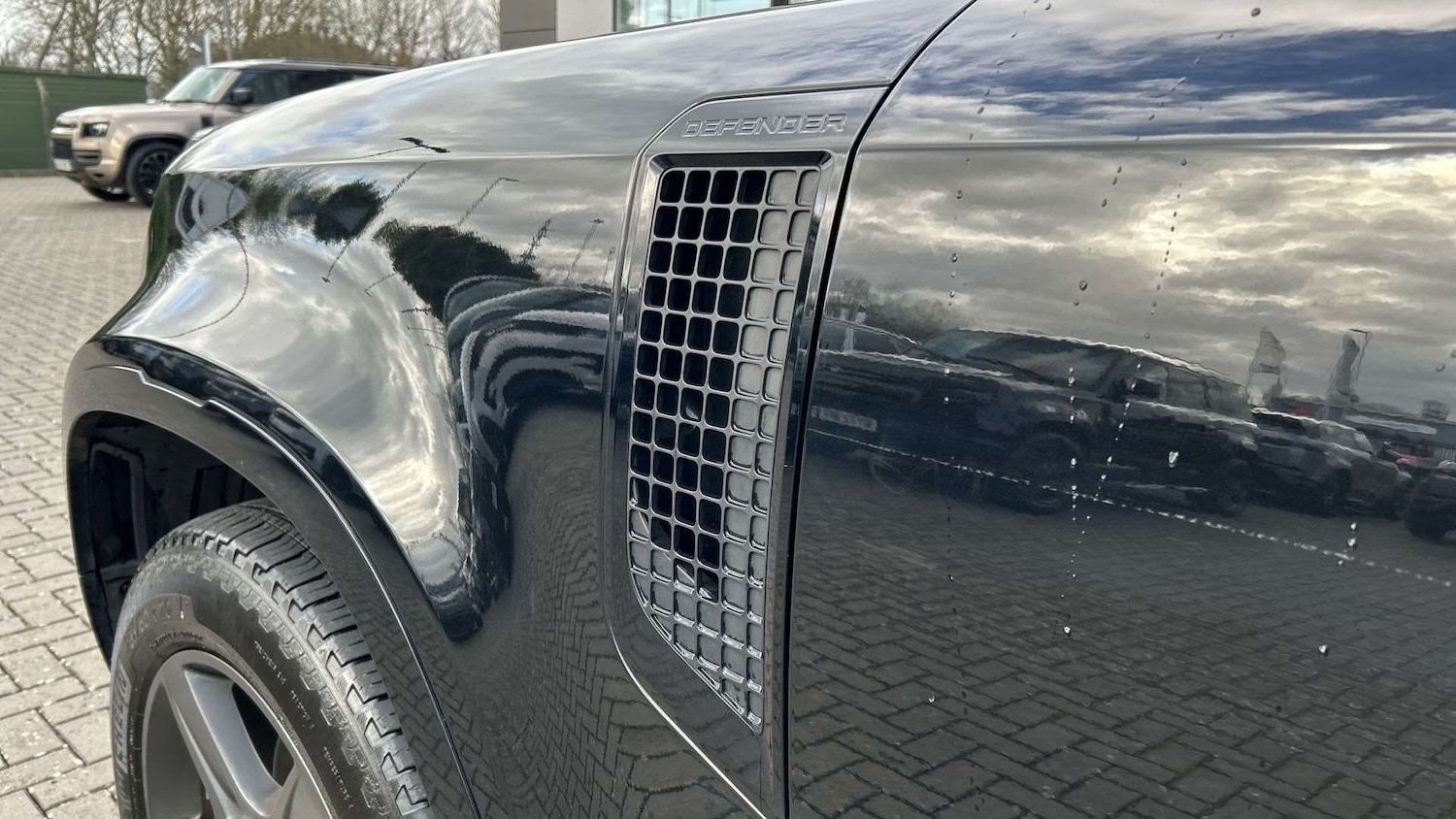 Used Land Rover Defender 2024 for sale - 77577474: Photo 20