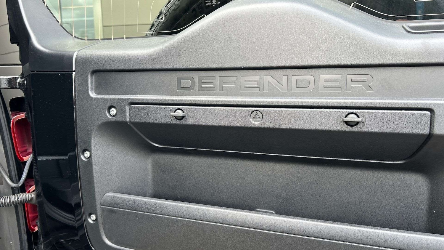 Used Land Rover Defender 2024 for sale - 77577474: Photo 31