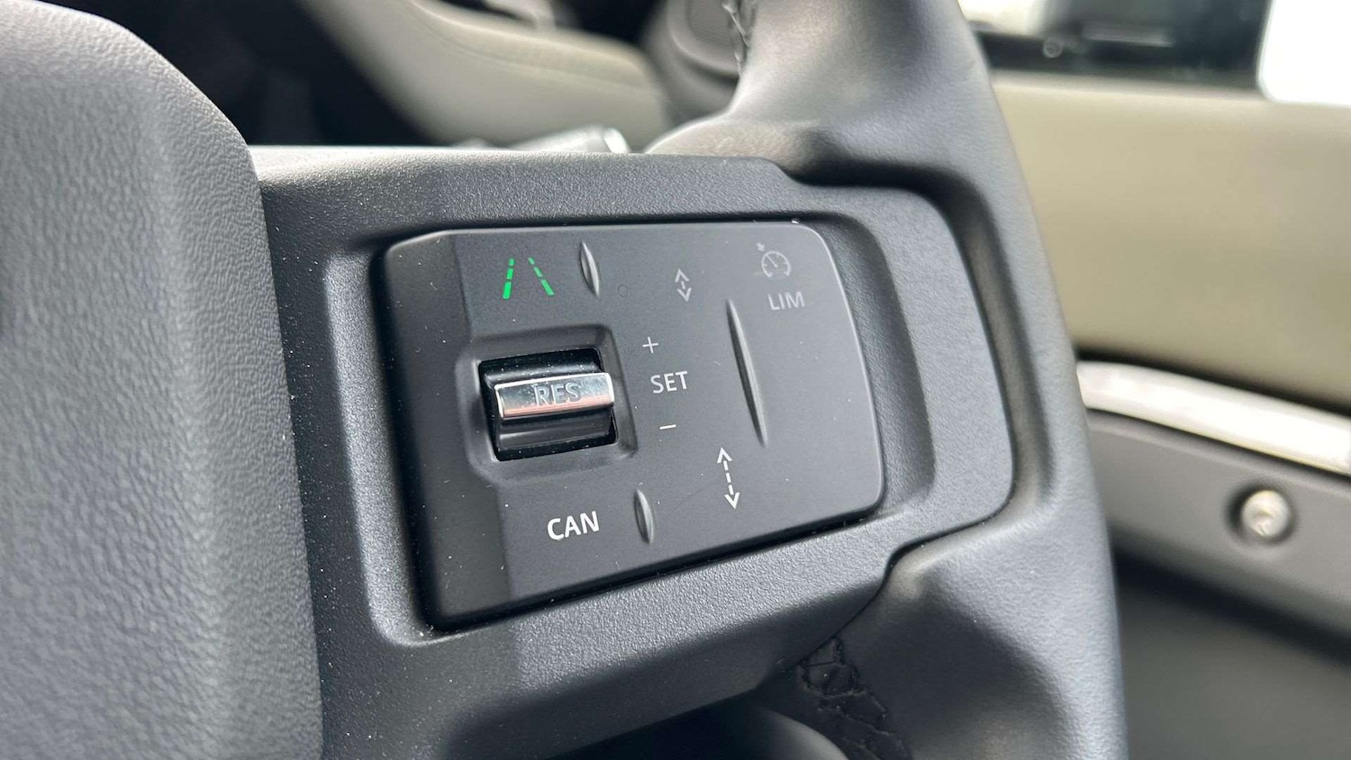 Used Land Rover Defender 2024 for sale - 77577474: Photo 35