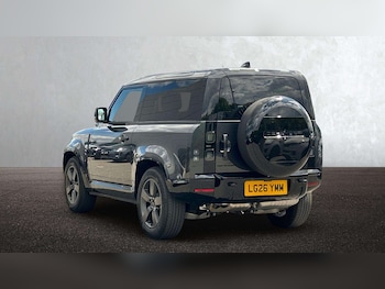 Used Land Rover Defender 2026 for sale - 78625202: Photo