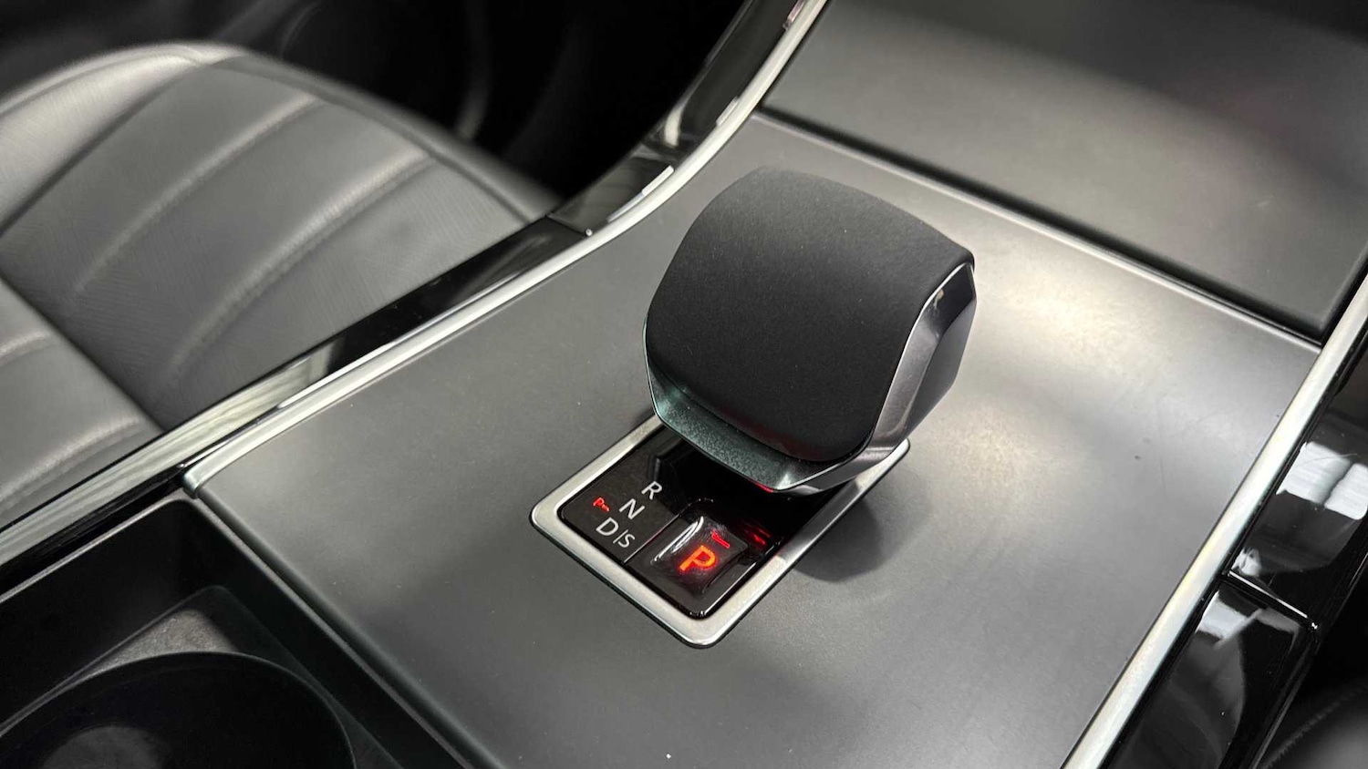 Used Land Rover Range Rover Evoque 2024 for sale - 76460328: Photo 13