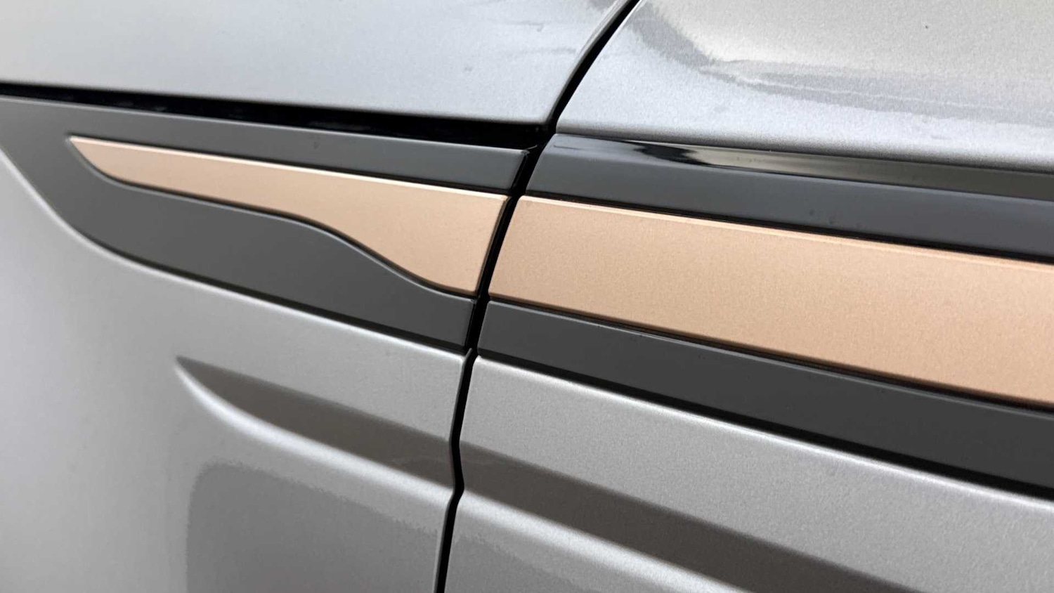 Used Land Rover Range Rover Evoque 2024 for sale - 76460328: Photo 20