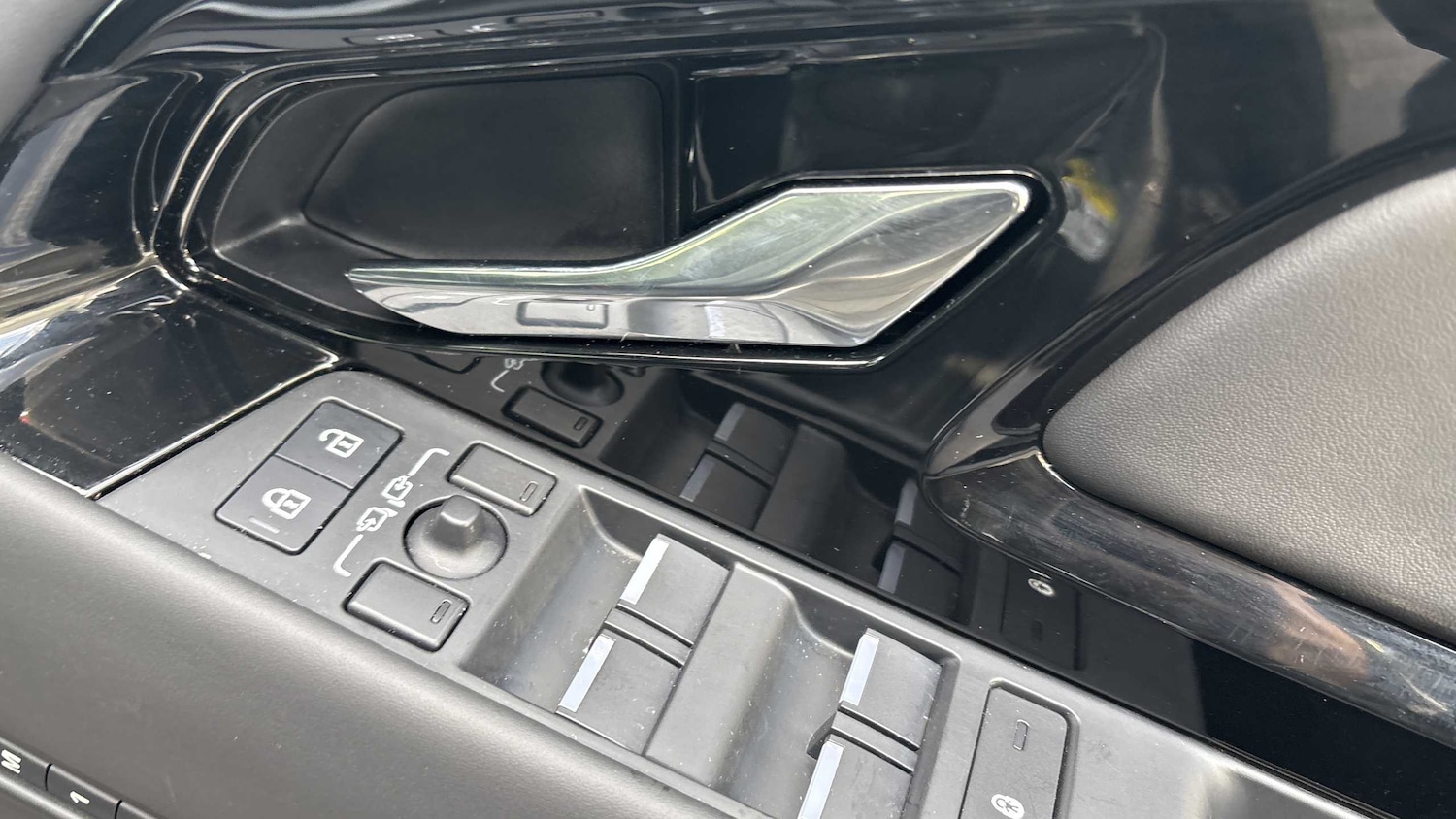 Used Land Rover Range Rover Evoque 2024 for sale - 76460328: Photo 22