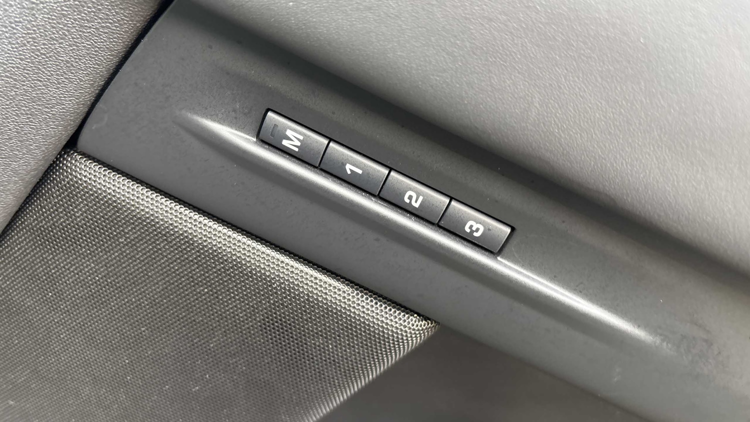 Used Land Rover Range Rover Evoque 2024 for sale - 76460328: Photo 23