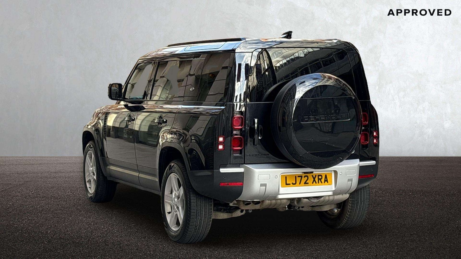 Used Land Rover Defender 2022 for sale - 77294158: Photo 2