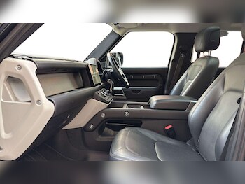 Used Land Rover Defender 2022 for sale - 77294158: Photo