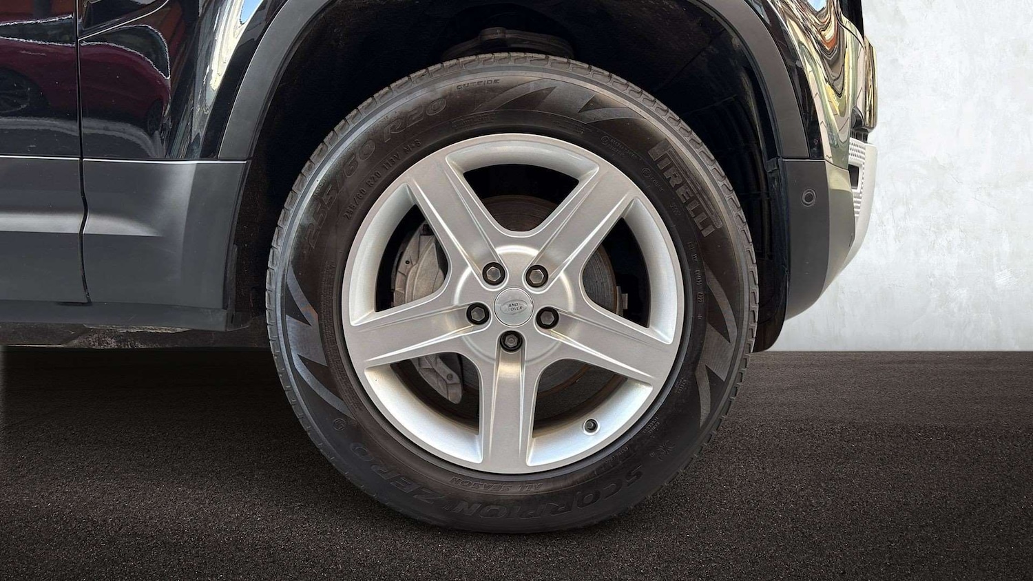 Used Land Rover Defender 2022 for sale - 77294158: Photo 8