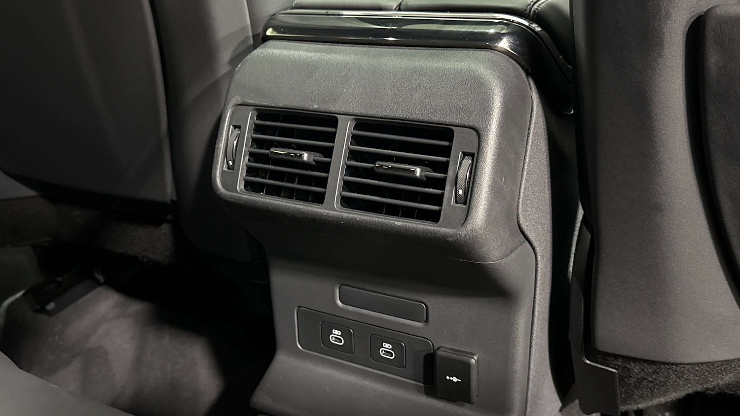 Used Land Rover Range Rover Velar 2024 for sale - 77414561: Photo 18