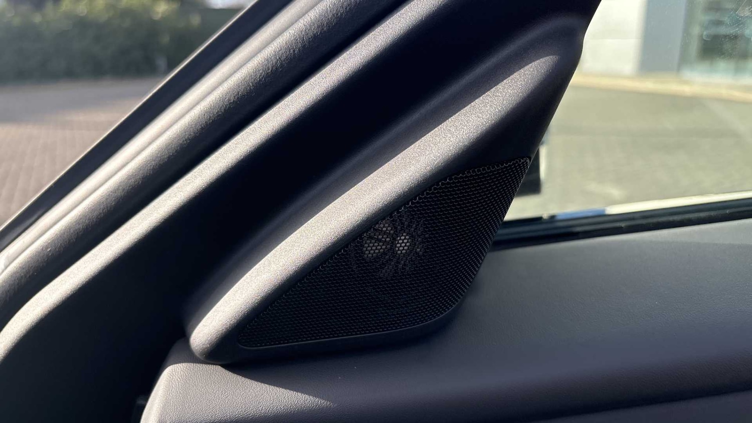 Used Land Rover Range Rover Velar 2024 for sale - 77414561: Photo 24