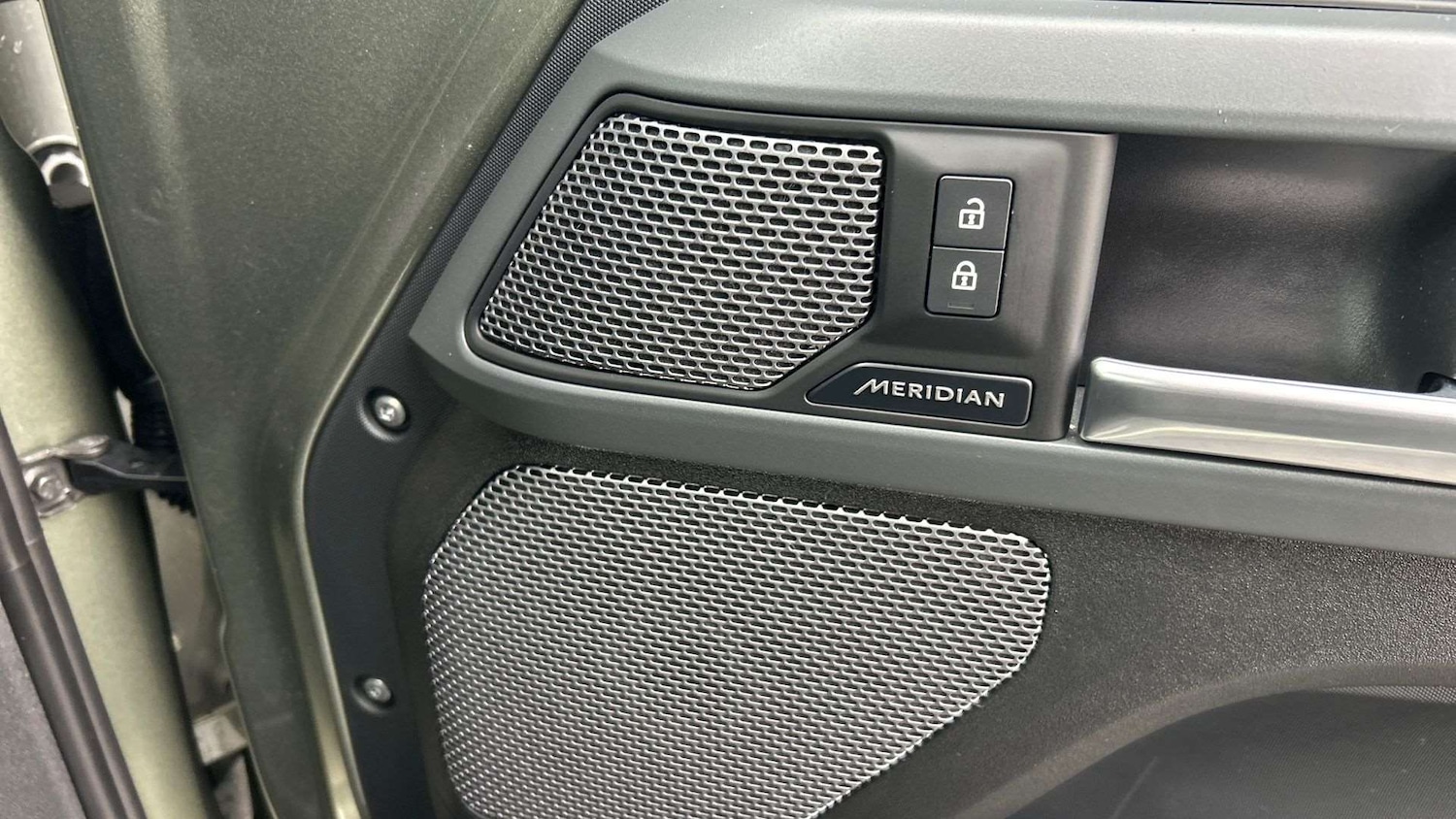 Used Land Rover Defender 2022 for sale - 77698822: Photo 24