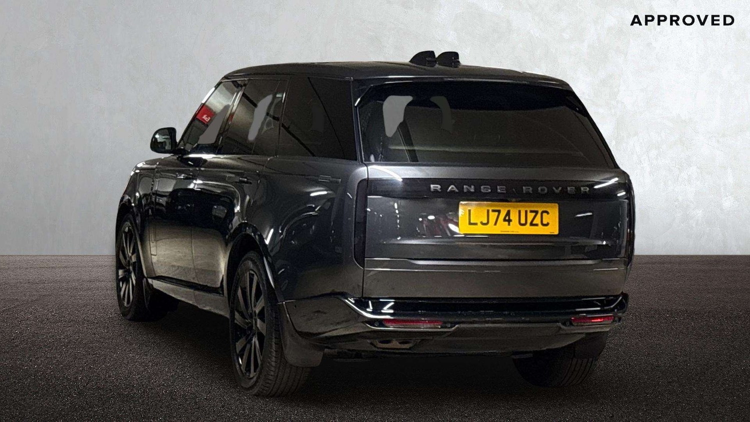 Used Land Rover Range Rover 2024 for sale - 77373756: Photo 2