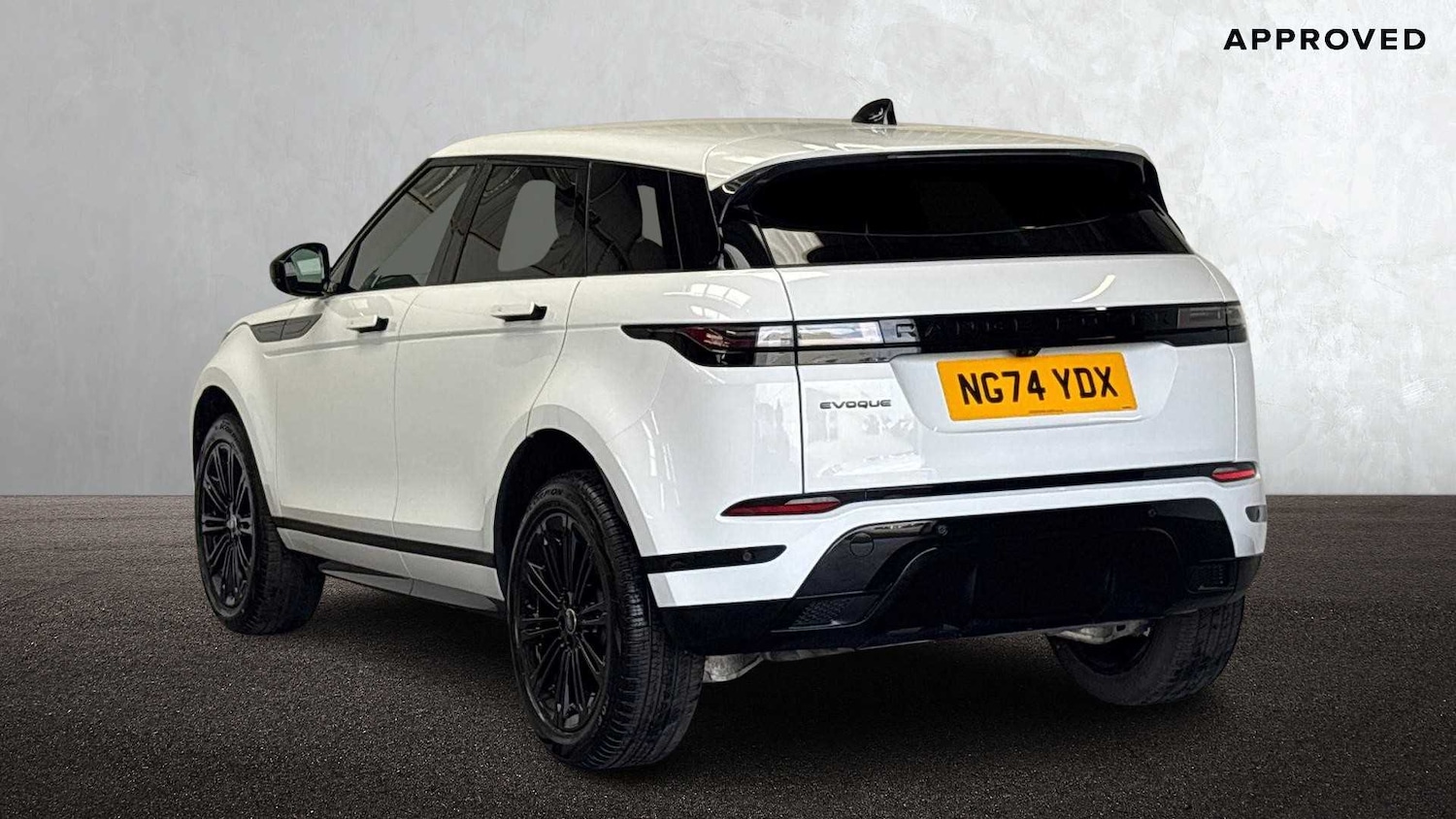 Used Land Rover Range Rover Evoque 2025 for sale - 76460457: Photo 2