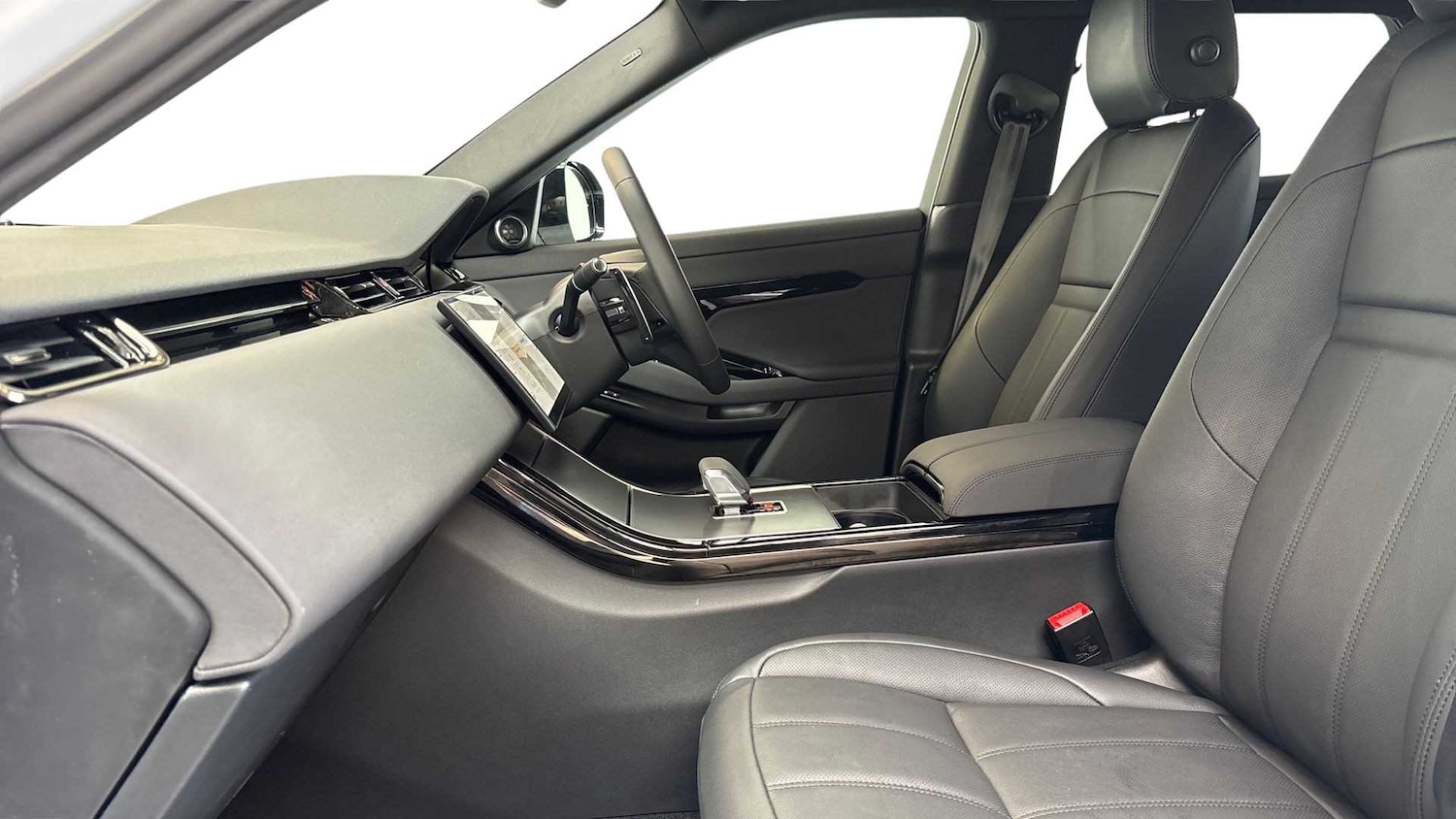 Used Land Rover Range Rover Evoque 2025 for sale - 76460457: Photo 3