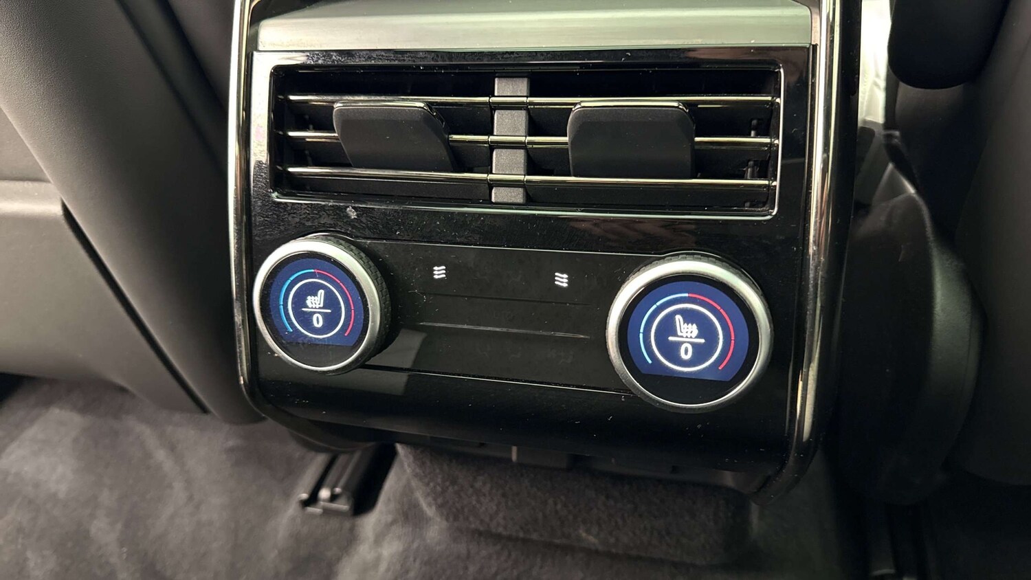 Used Land Rover Range Rover Sport 2024 for sale - 77928570: Photo 18