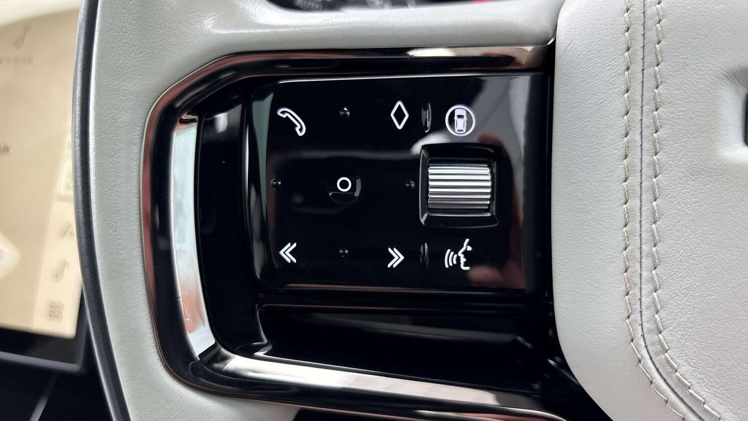 Used Land Rover Range Rover Sport 2024 for sale - 77928570: Photo 34