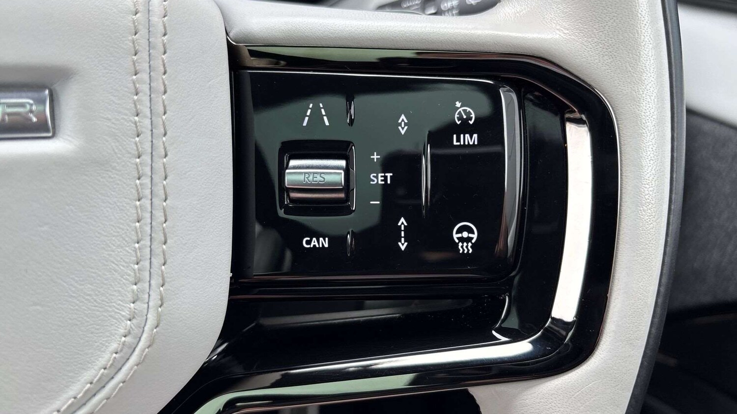 Used Land Rover Range Rover Sport 2024 for sale - 77928570: Photo 35