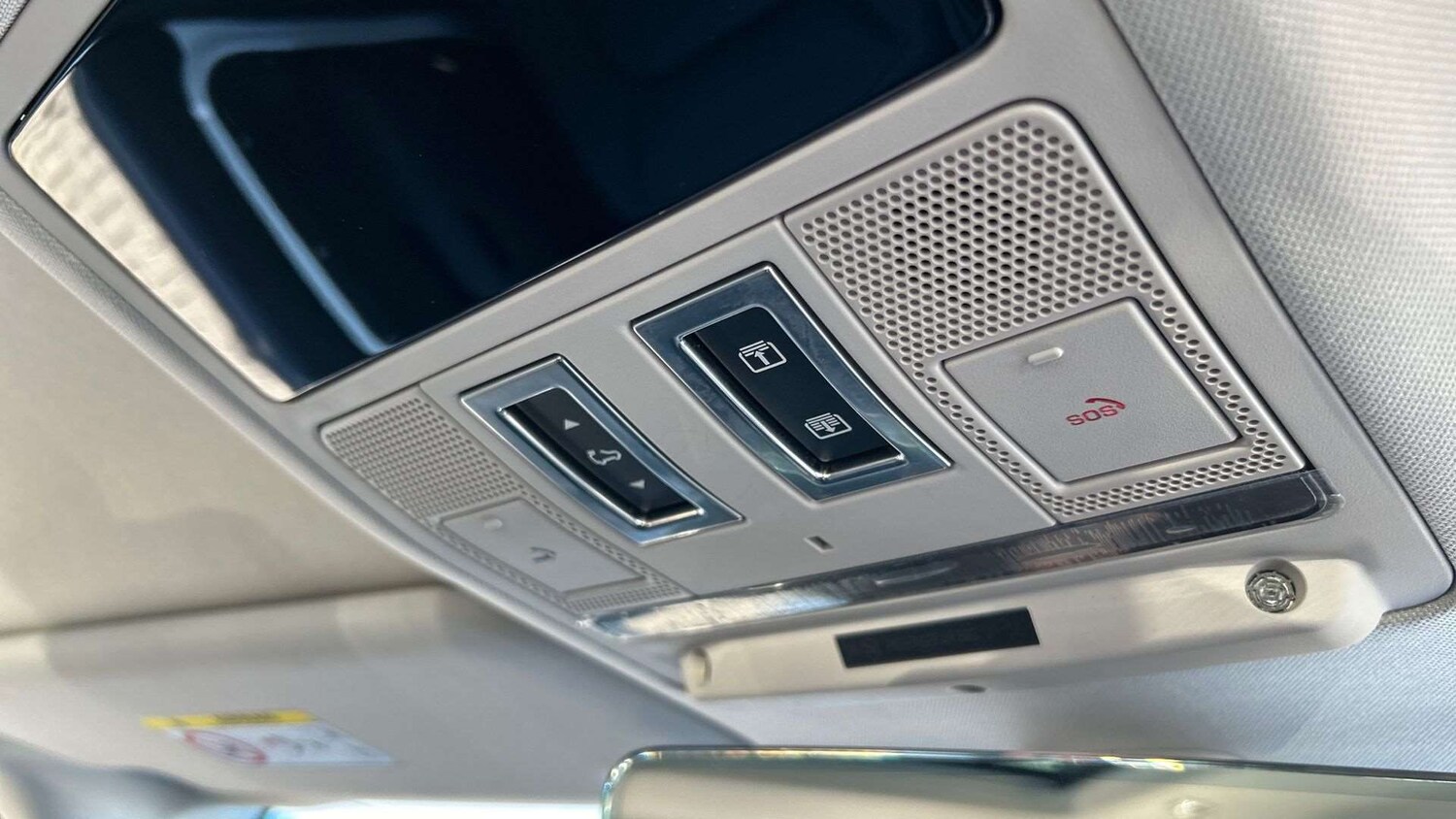 Used Land Rover Defender 2024 for sale - 77961150: Photo 23