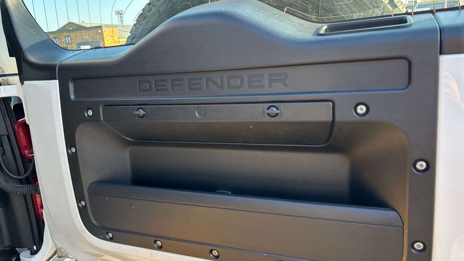 Used Land Rover Defender 2024 for sale - 77961150: Photo 33