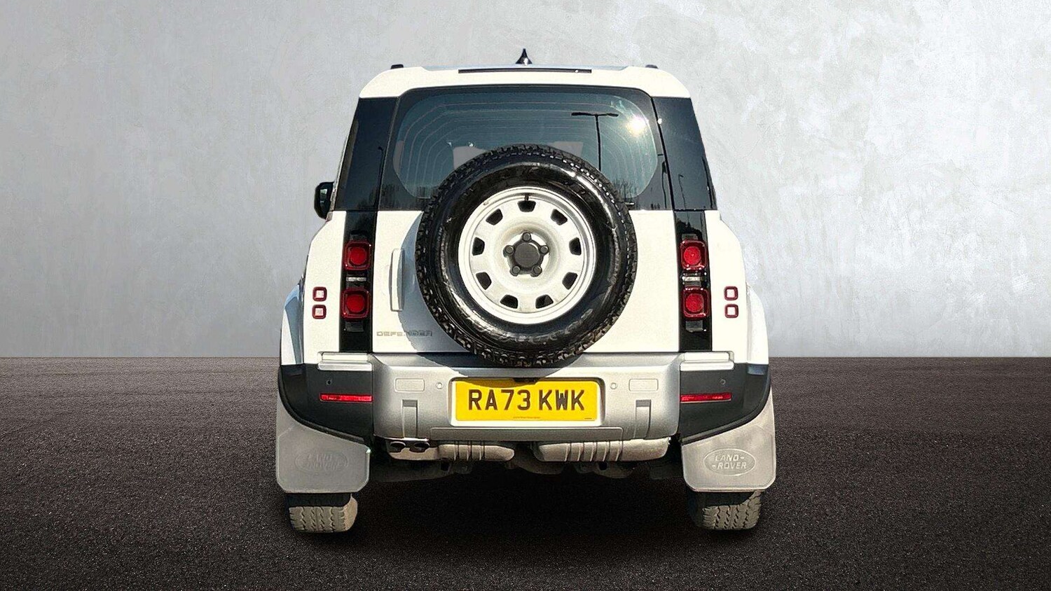 Used Land Rover Defender 2024 for sale - 77961150: Photo 6