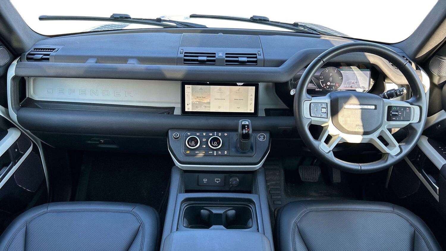 Used Land Rover Defender 2024 for sale - 77961150: Photo 9