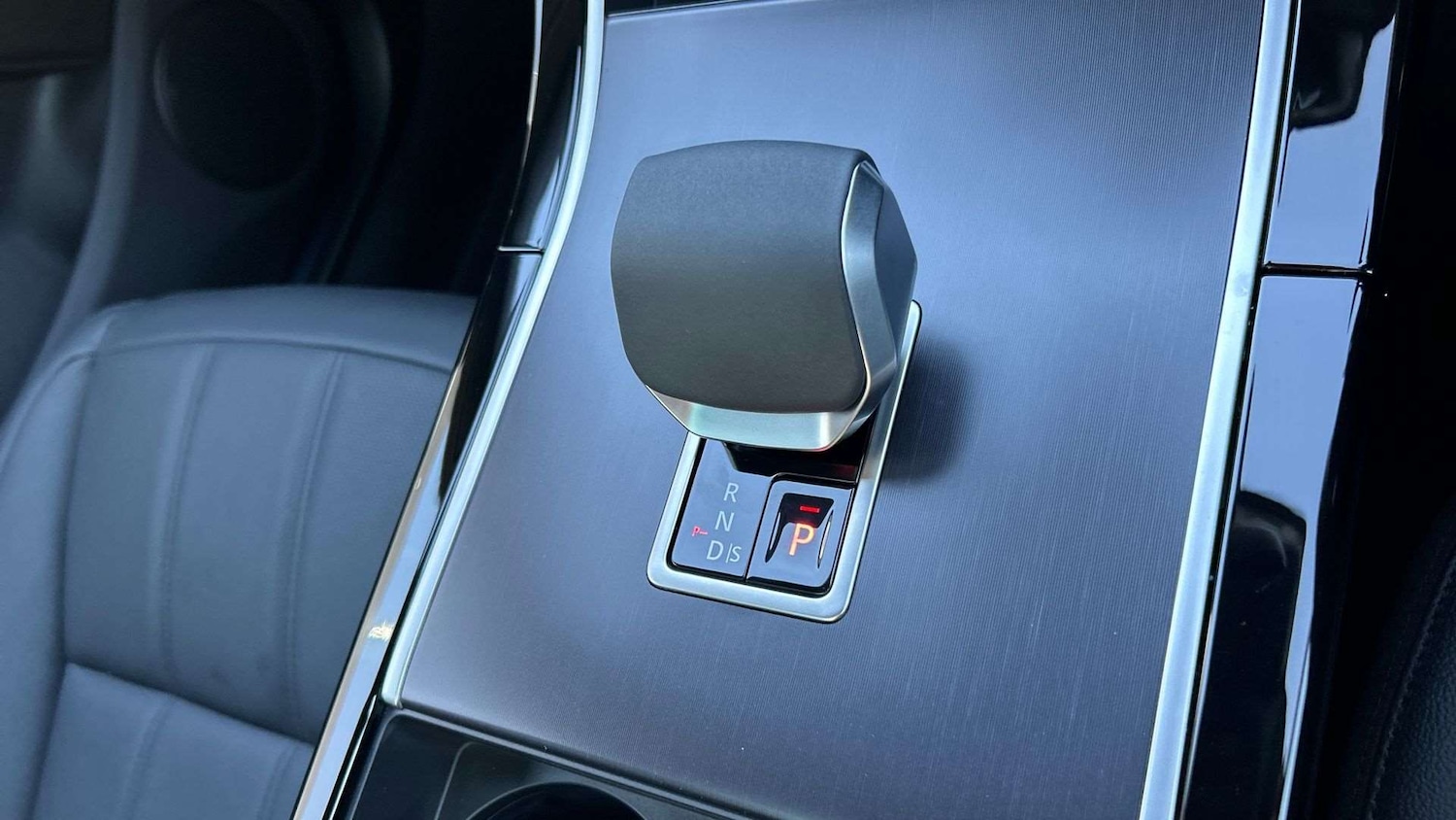 Used Land Rover Range Rover Evoque 2025 for sale - 77577335: Photo 13