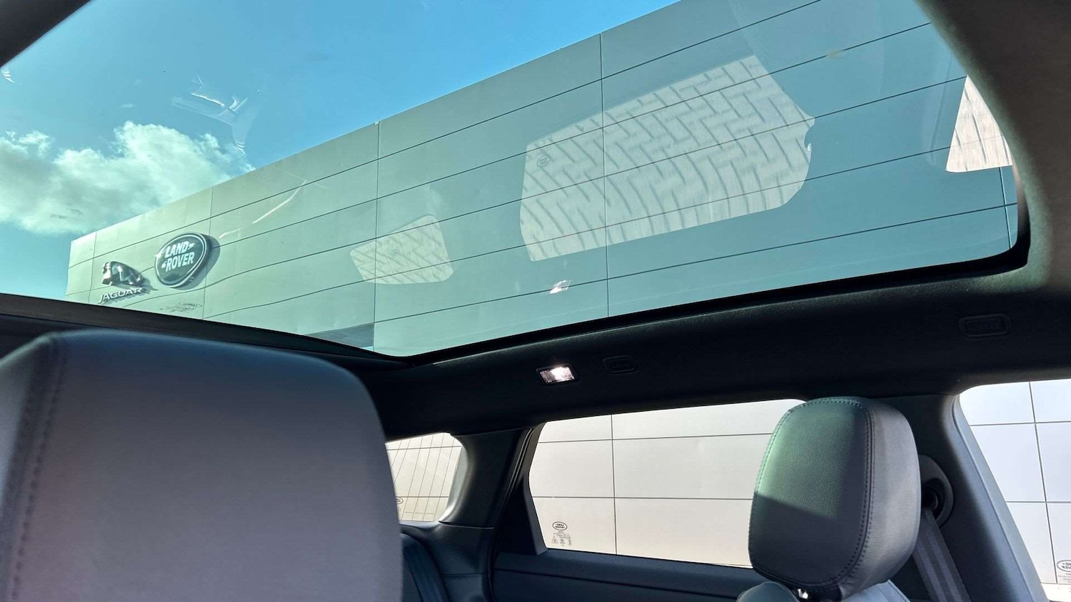 Used Land Rover Range Rover Evoque 2025 for sale - 77577335: Photo 21