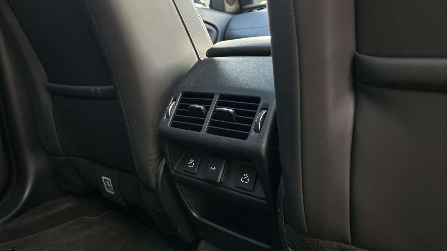 Used Land Rover Discovery Sport for sale - 77842257: Photo 18